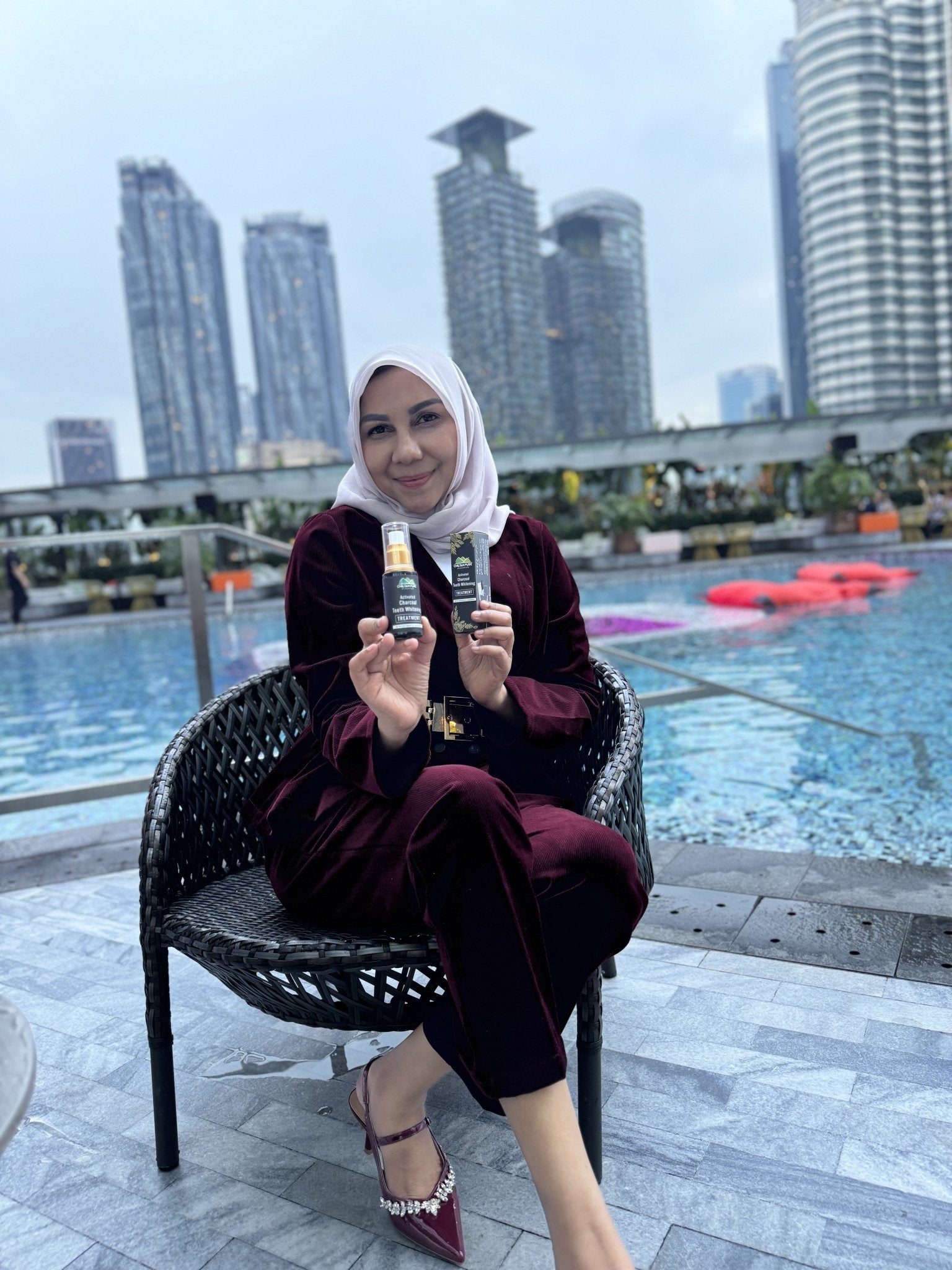 Activated Charcoal Teeth 🦷 Whitening Treatment - Whitens Teeth Naturally, Kills Cavity causing Bacteria Eliminates Bad Breath - ChiltanPure